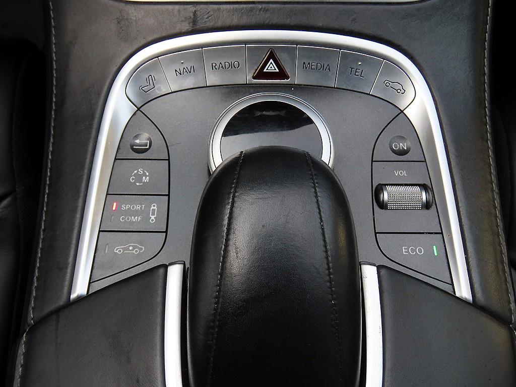 Mercedes Benz S Class - Vista 12