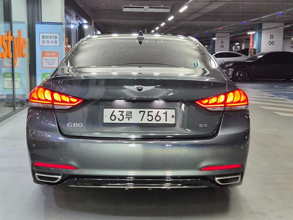 Genesis G80 - Vista 5