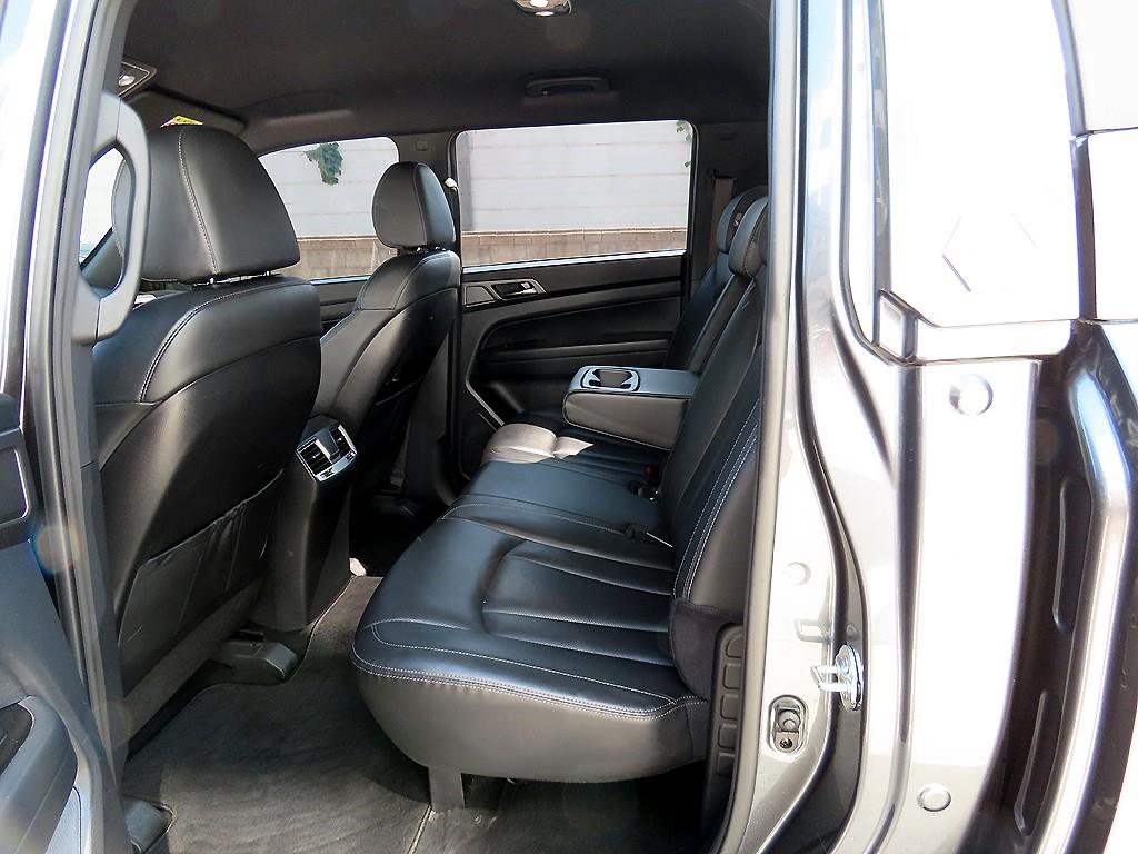 Ssangyong Rexton - Vista 6