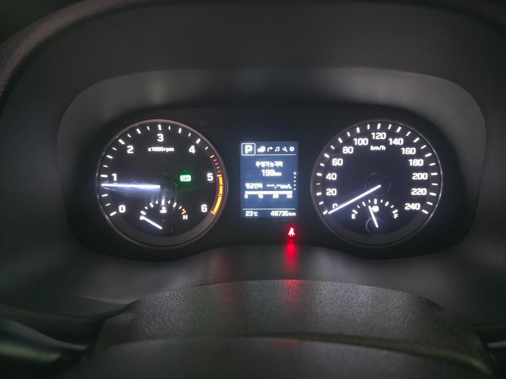 HYUNDAI Tucson - Vista 11