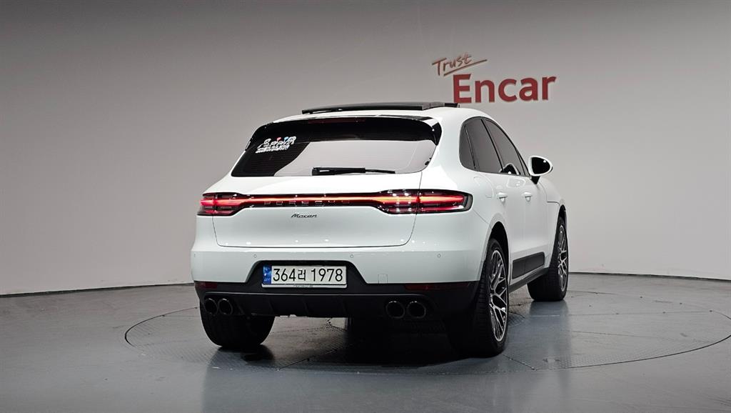 Porsche Macan - Vista 4
