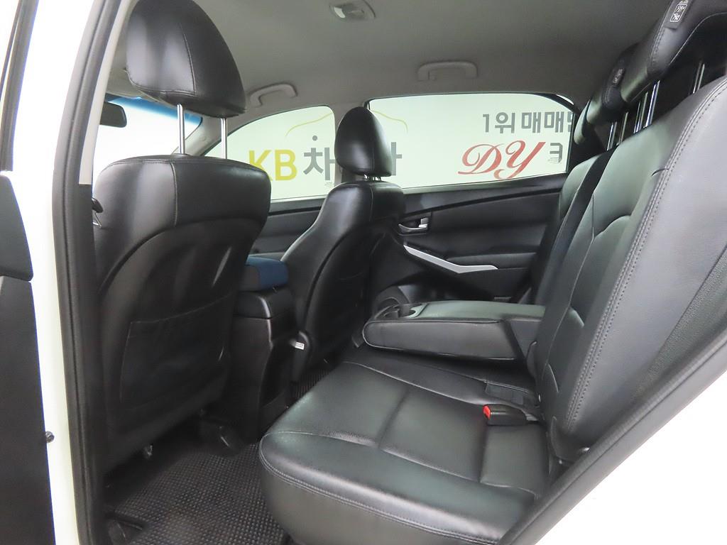 Ssangyong Korando - Vista 6