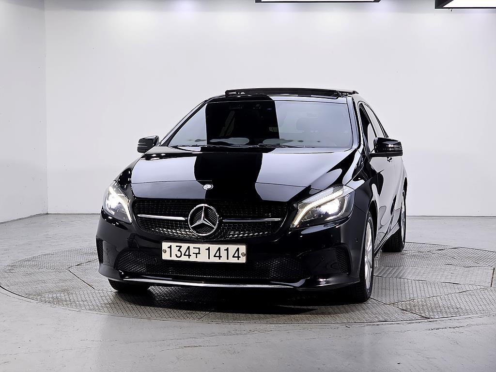 Mercedes Benz A Class - Vista 2