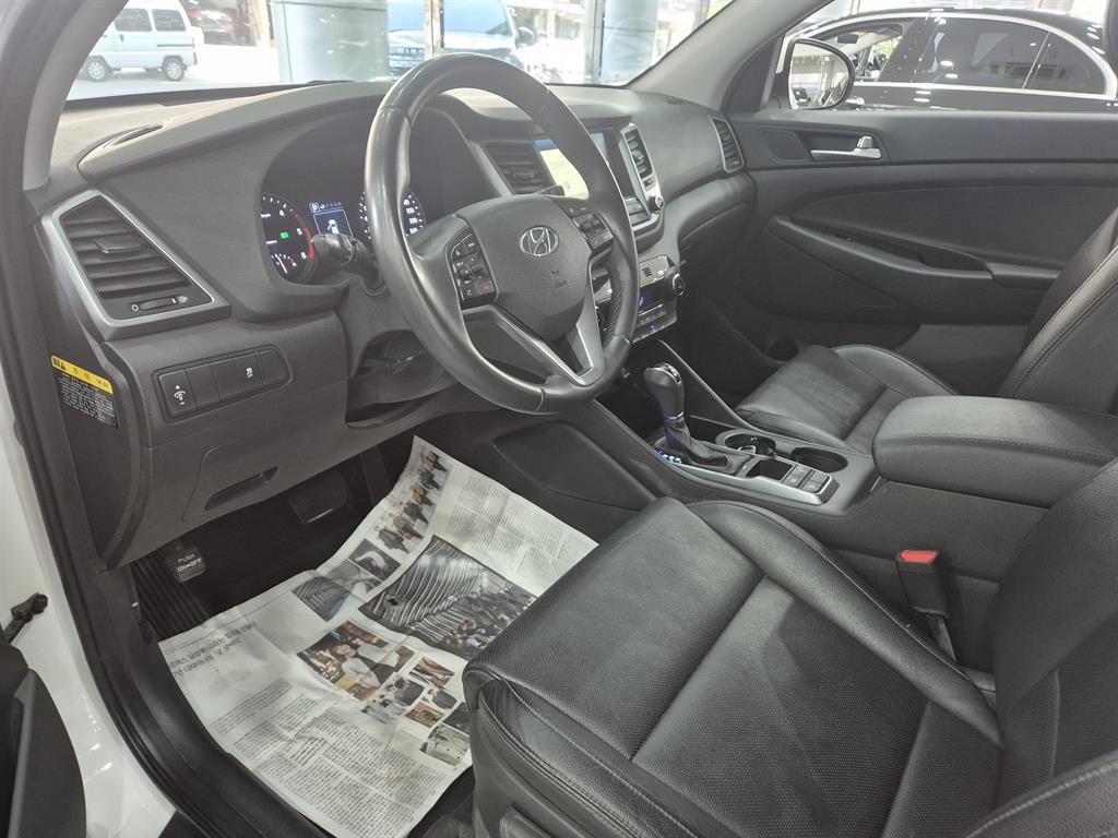 HYUNDAI Tucson - Vista 7