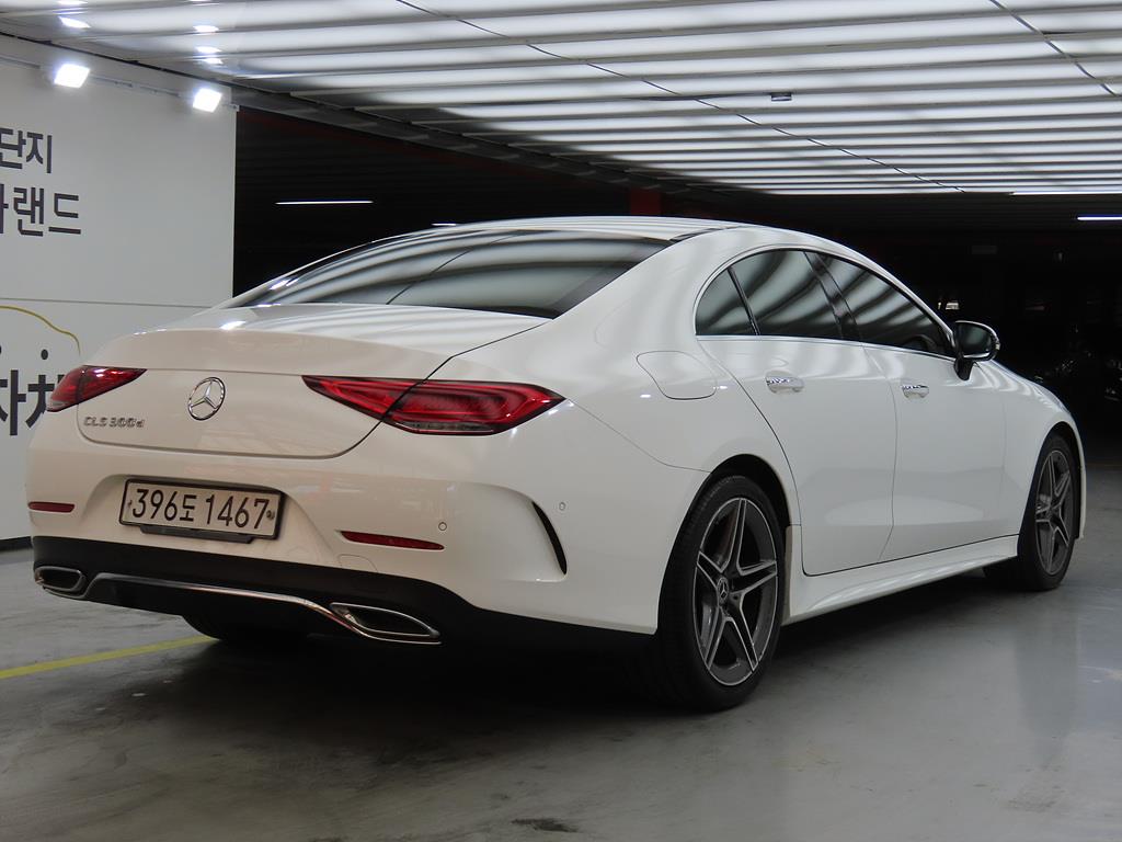 Mercedes Benz CLS Class - Vista 3