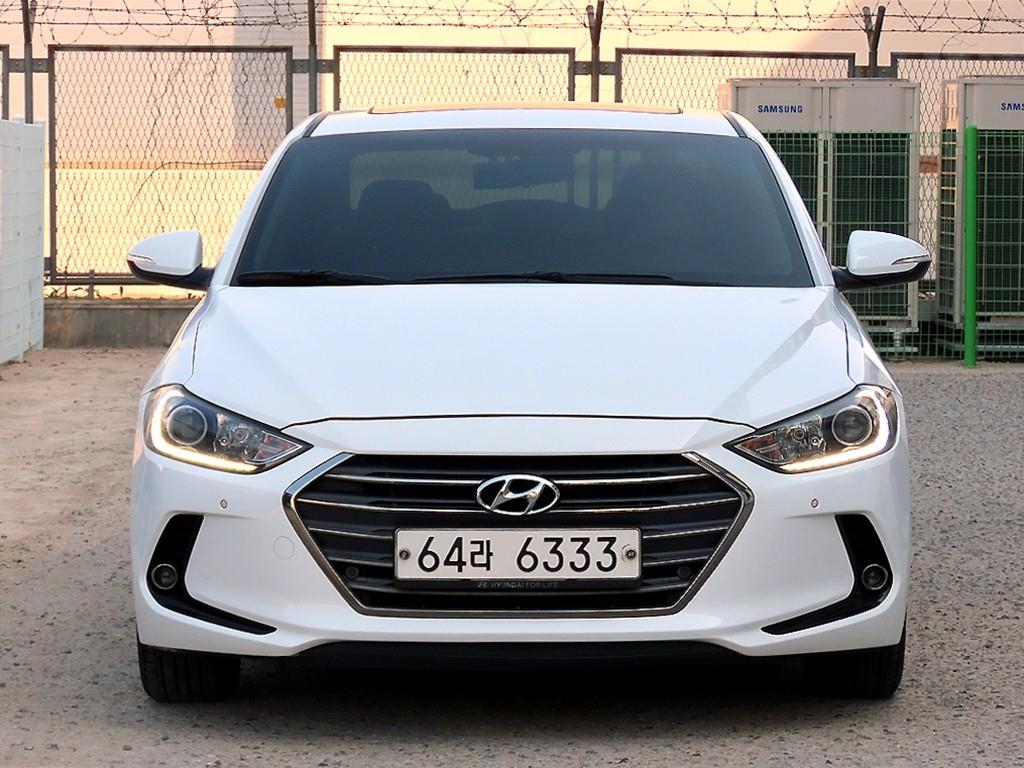 HYUNDAI Avante 2018 Blanco - Importación desde Corea - HF Imports Iquique - Foto 1