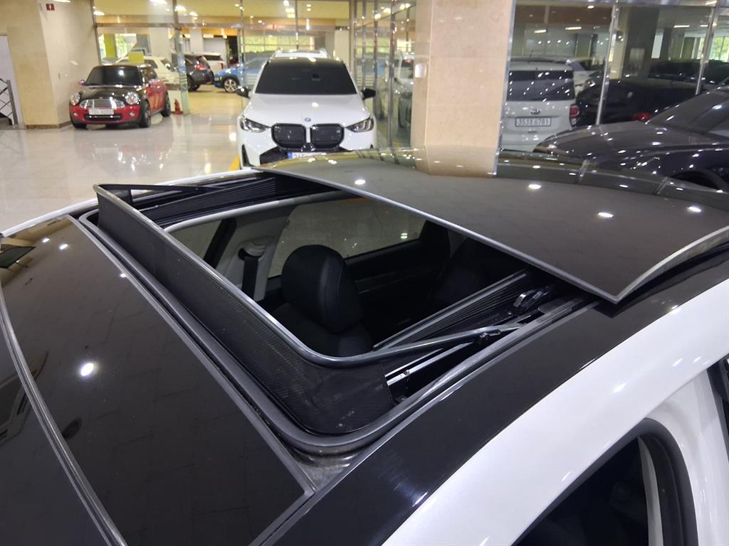 HYUNDAI Grandeur 2022 Blanco - Importación desde Corea - HF Imports Iquique - Foto 18