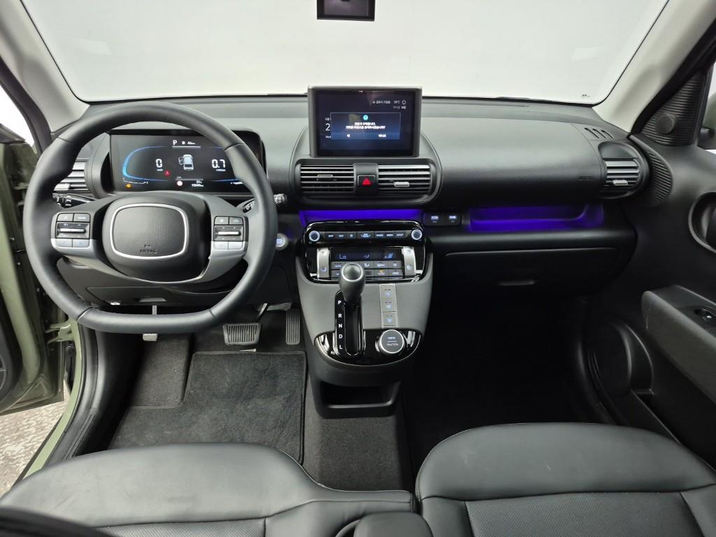 HYUNDAI Casper - Vista 5