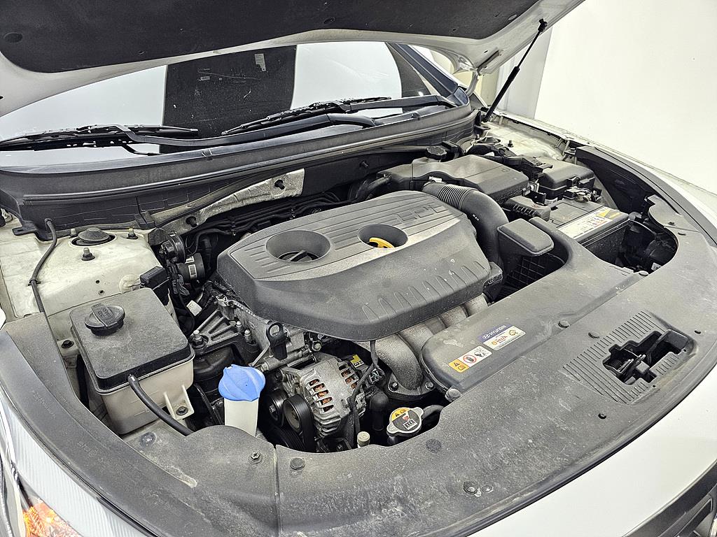 HYUNDAI Sonata - Vista 6