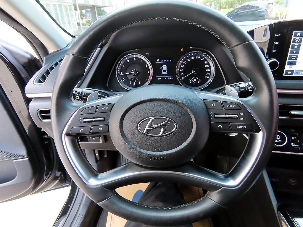HYUNDAI Sonata - Vista 8