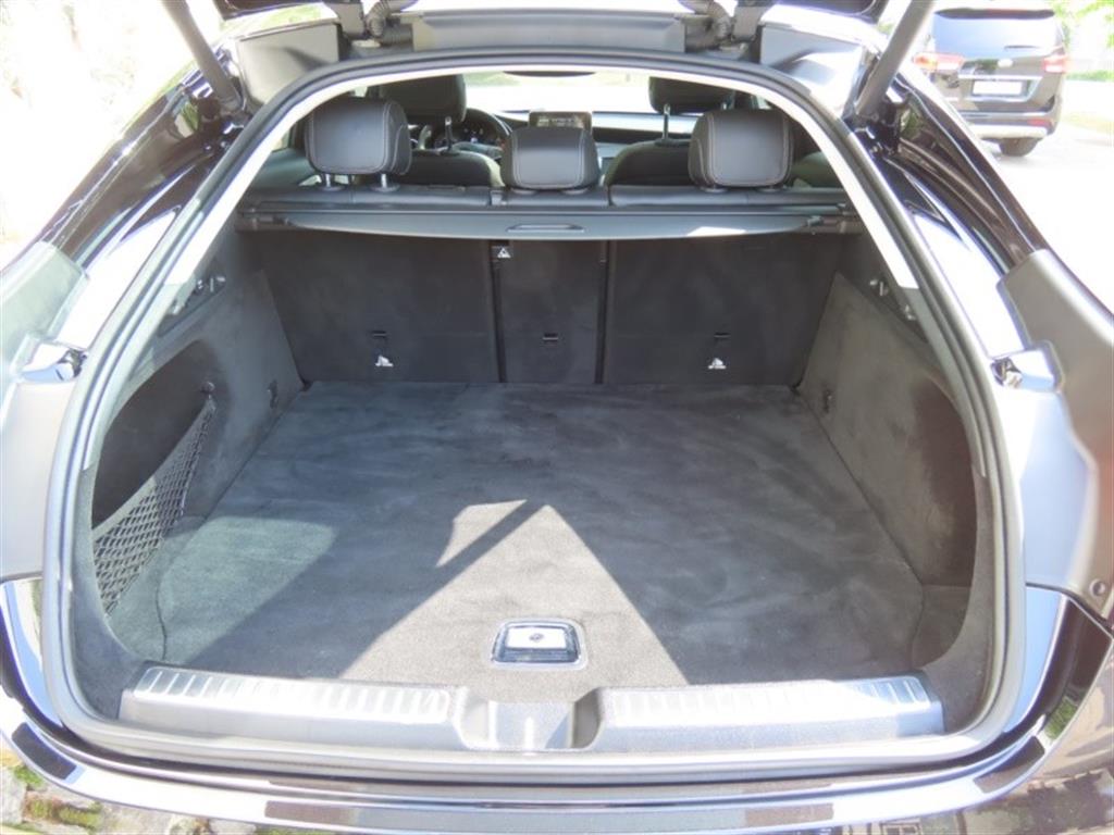 Mercedes Benz GLC Class 2018 Negro - Importación desde Corea - HF Imports Iquique - Foto 7