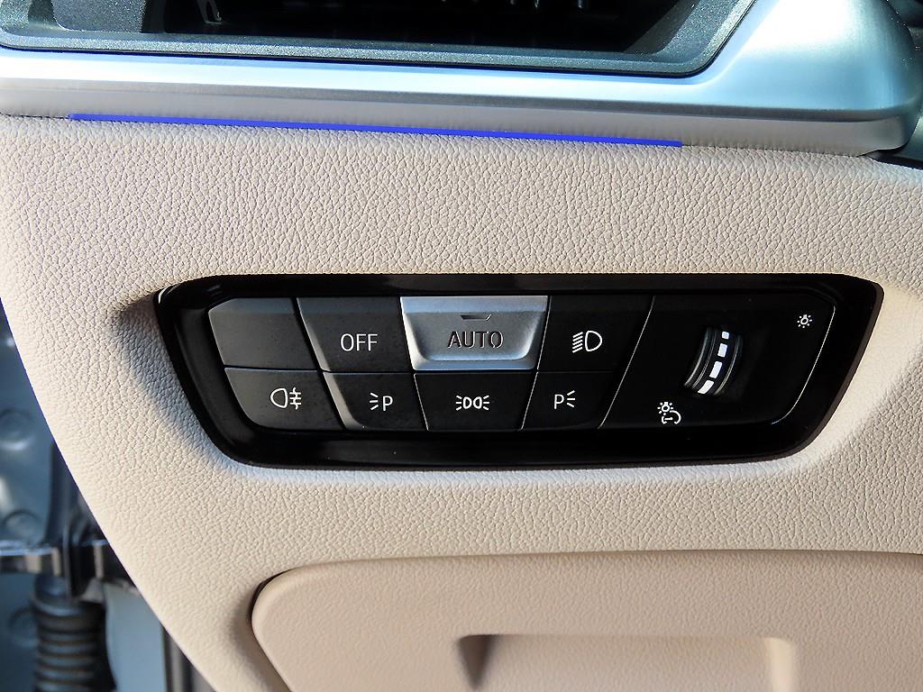 BMW 3 series 2021 Gris - Importación desde Corea - HF Imports Iquique - Foto 13