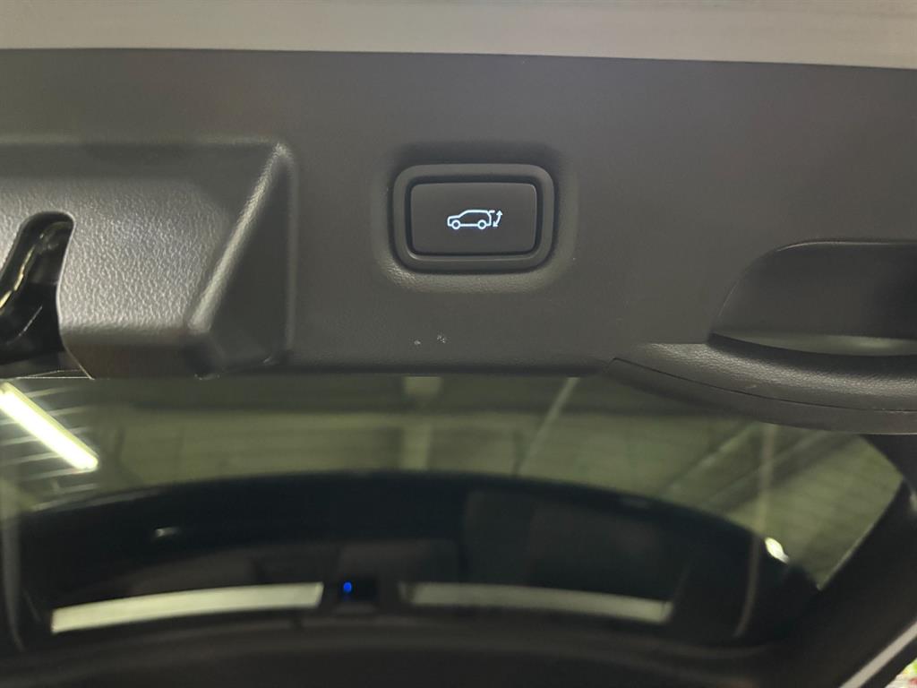 HYUNDAI Ioniq 5 - Vista 8