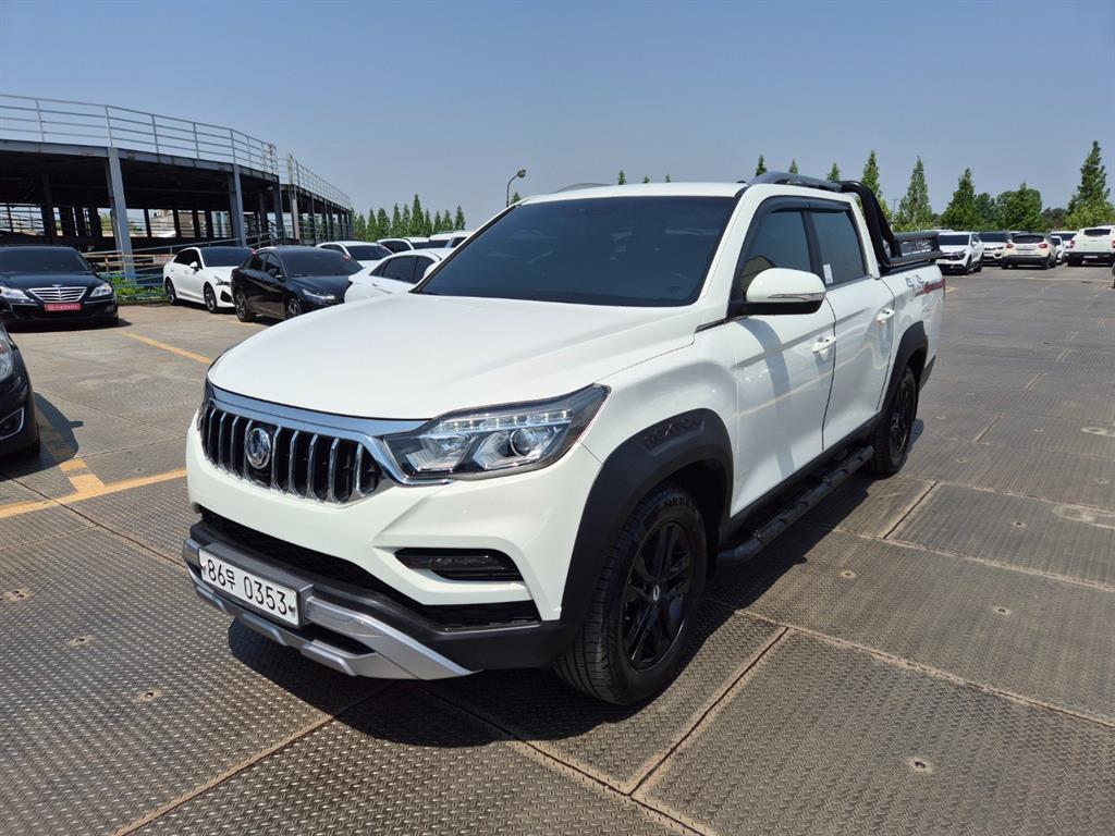 Ssangyong Rexton 2021 Blanco - Importación desde Corea - HF Imports Iquique - Foto 1
