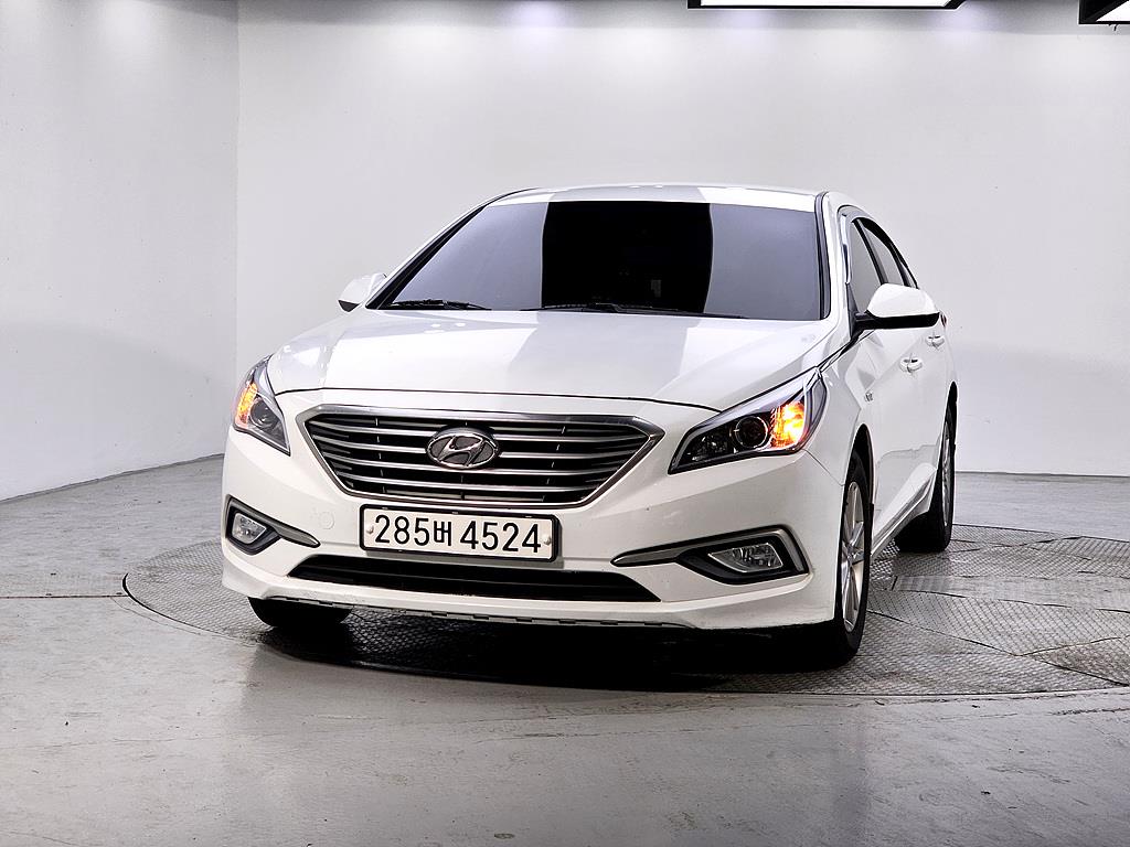 HYUNDAI Sonata - Vista 2