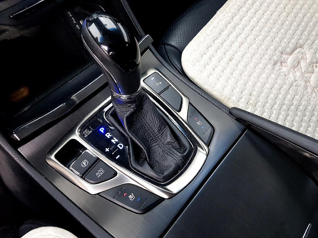 HYUNDAI Grandeur - Vista 12