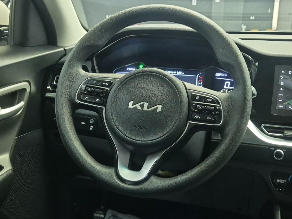 KIA Niro - Vista 9