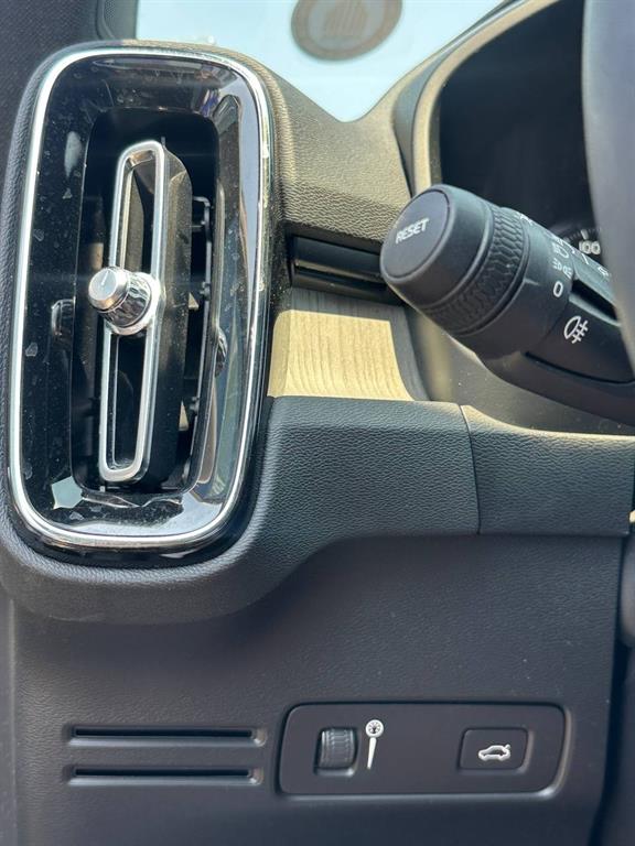 Volvo XC40 - Vista 7