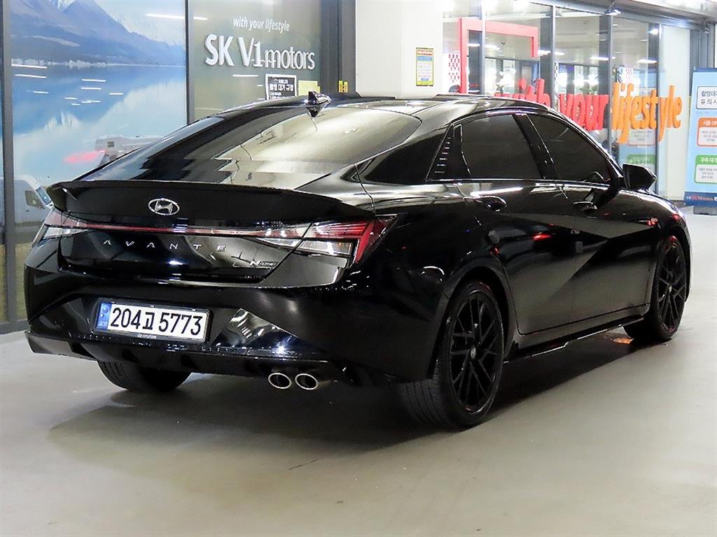 HYUNDAI Avante - Vista 4