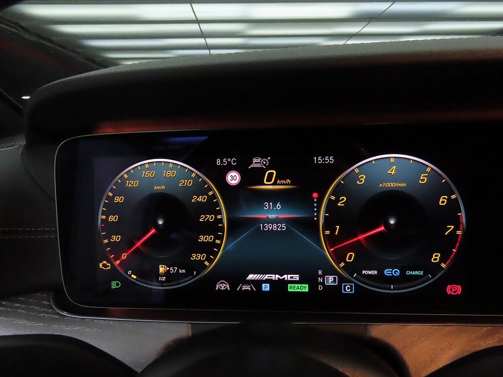 Mercedes Benz E class - Vista 8