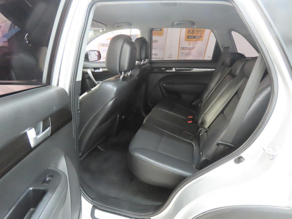 KIA Sorento - Vista 6