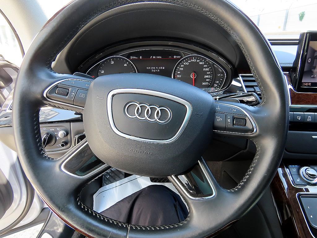 Audi A8 - Vista 8