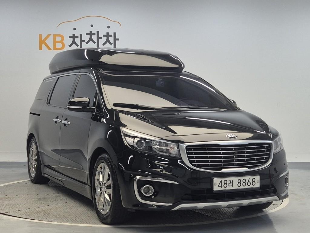 KIA Carnival - Vista 4