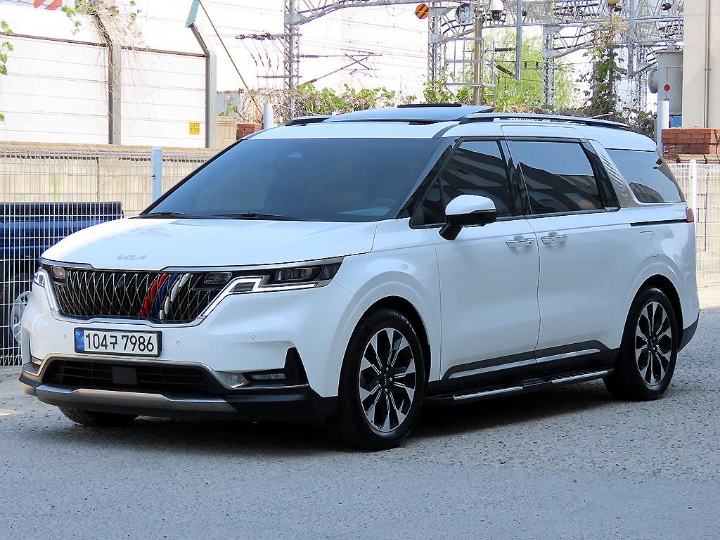 KIA Carnival - Vista 2