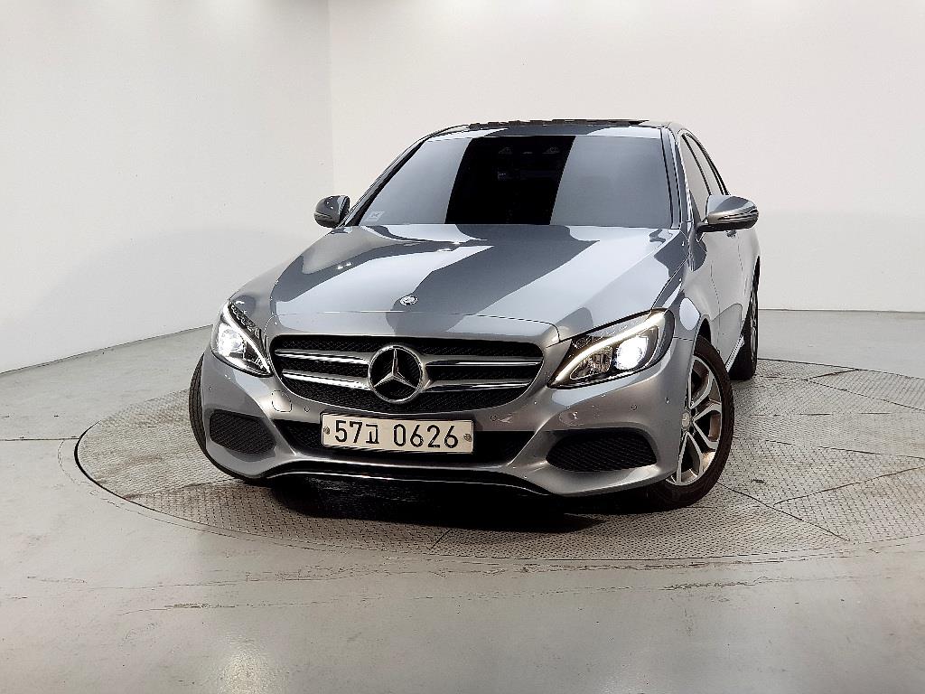 Mercedes Benz C Class - Vista 2