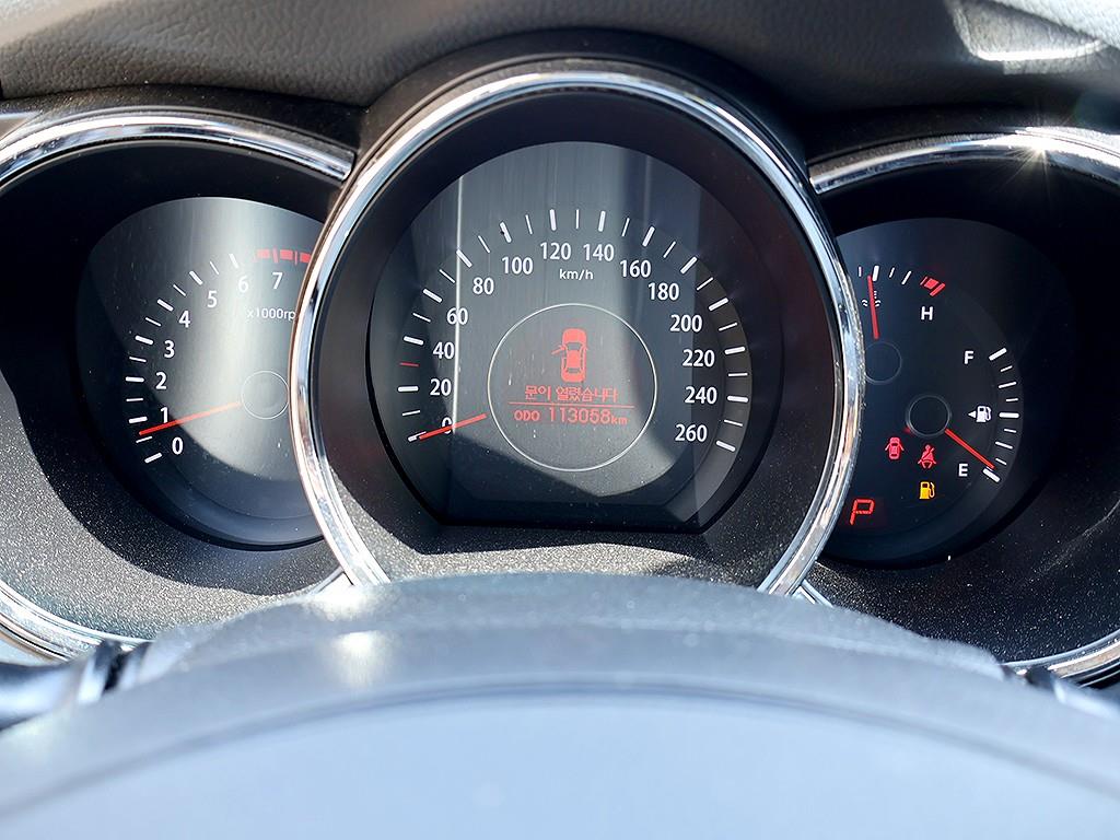 KIA K5 - Vista 11