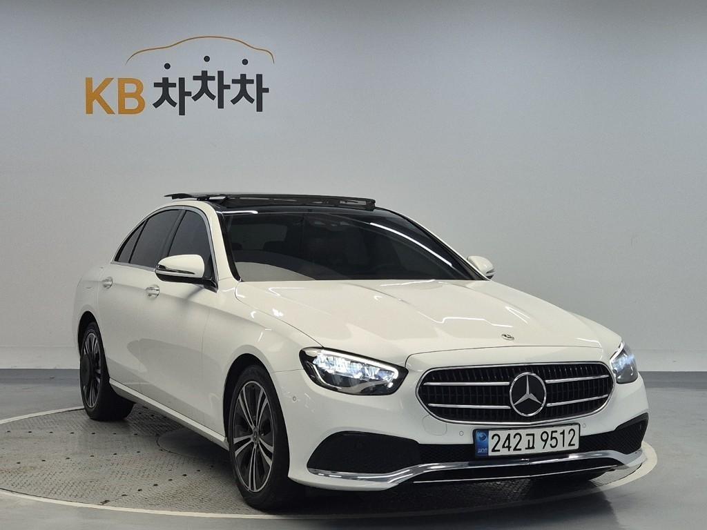Mercedes Benz E class - Vista 4