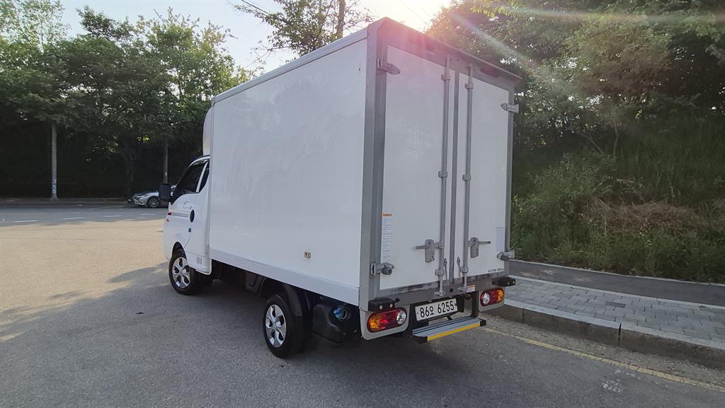 Small Truck Refrigerator Box(High Deck) - Vista 4