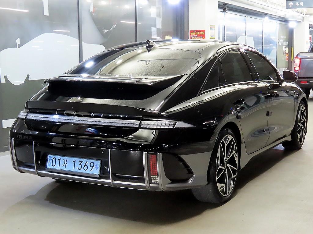 HYUNDAI Ioniq 6 - Vista 4