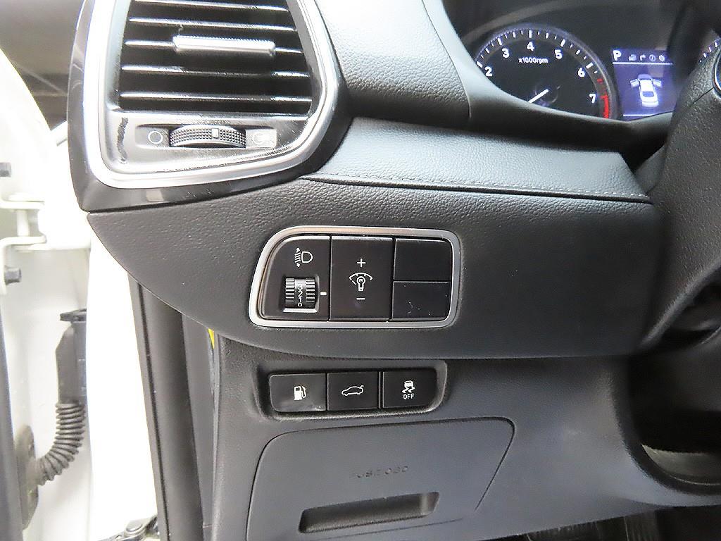 HYUNDAI Grandeur 2019 Blanco - Importación desde Corea - HF Imports Iquique - Foto 10