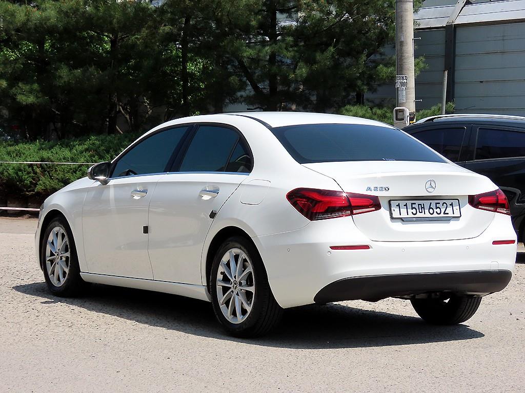 Mercedes Benz A Class - Vista 3