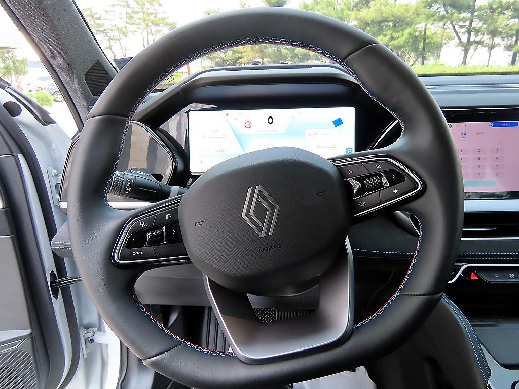 SAMSUNG Grand Koleos - Vista 8