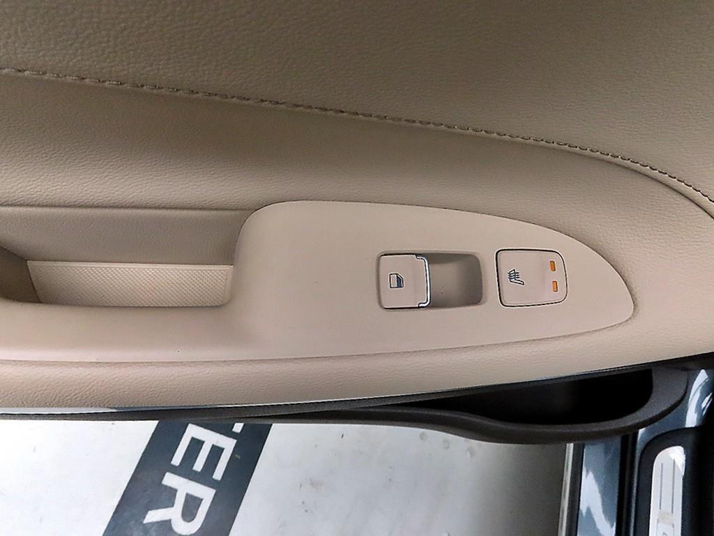 HYUNDAI Grandeur - Vista 12