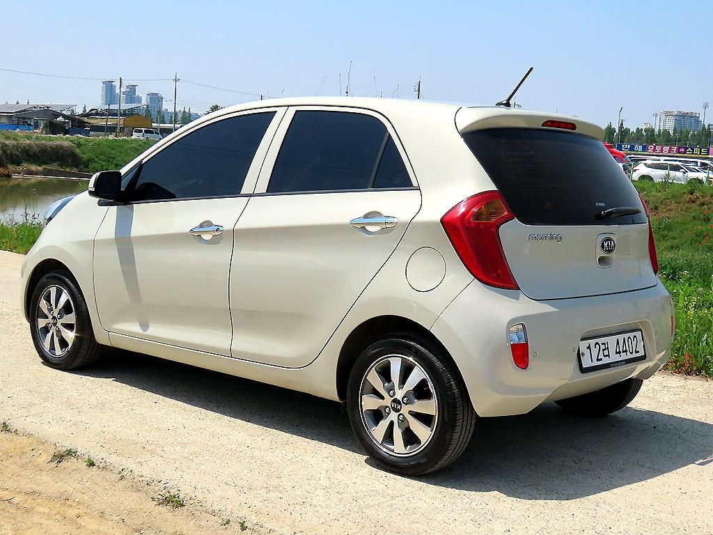 KIA Morning - Vista 3