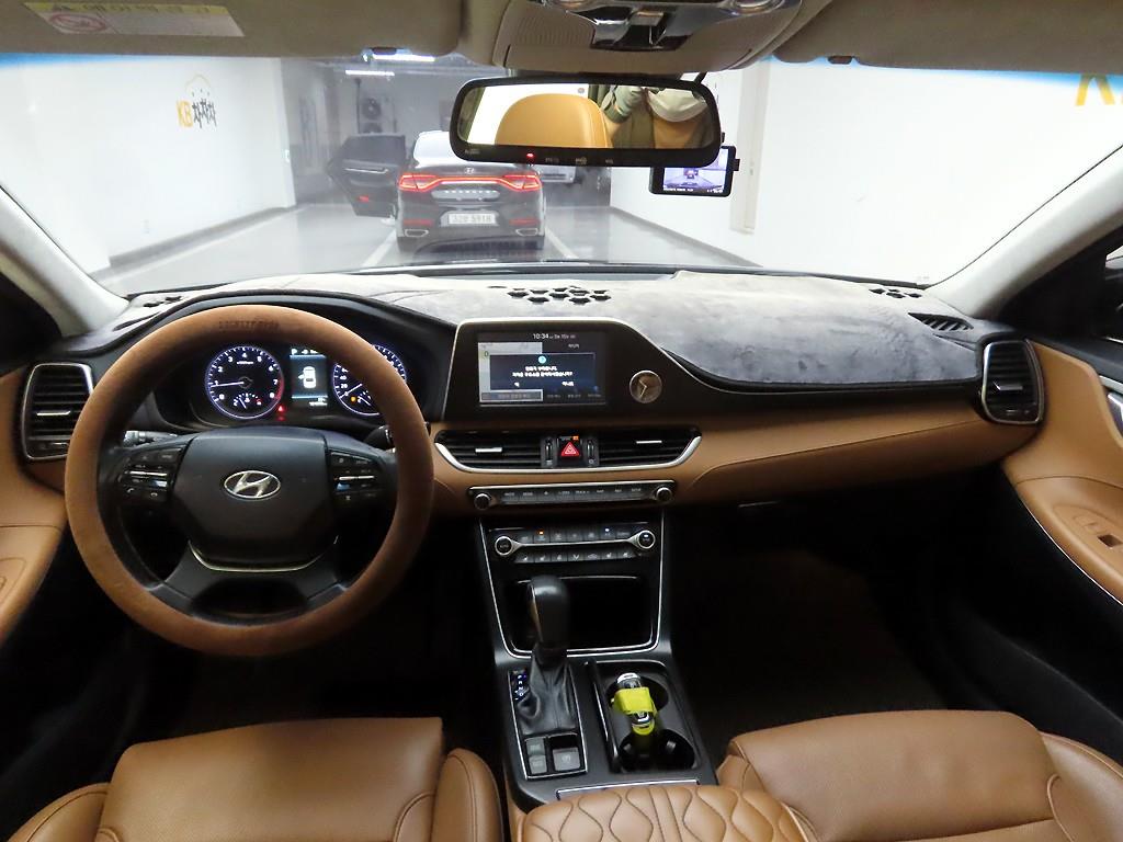 HYUNDAI Grandeur - Vista 7