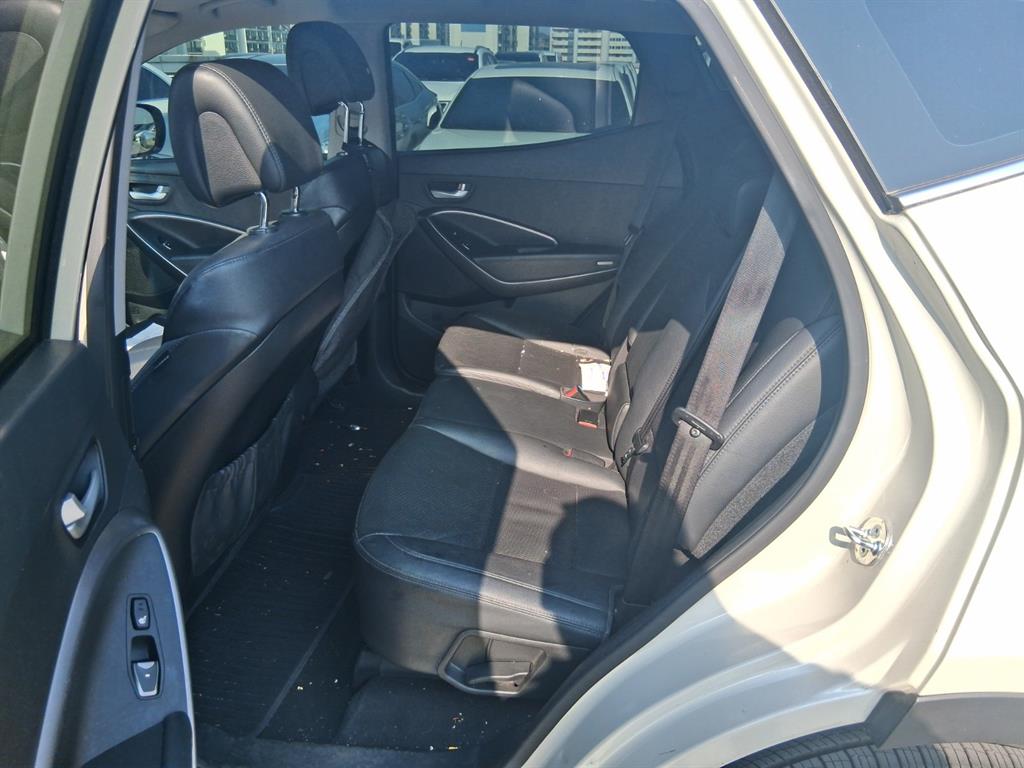 HYUNDAI Santa Fe - Vista 5