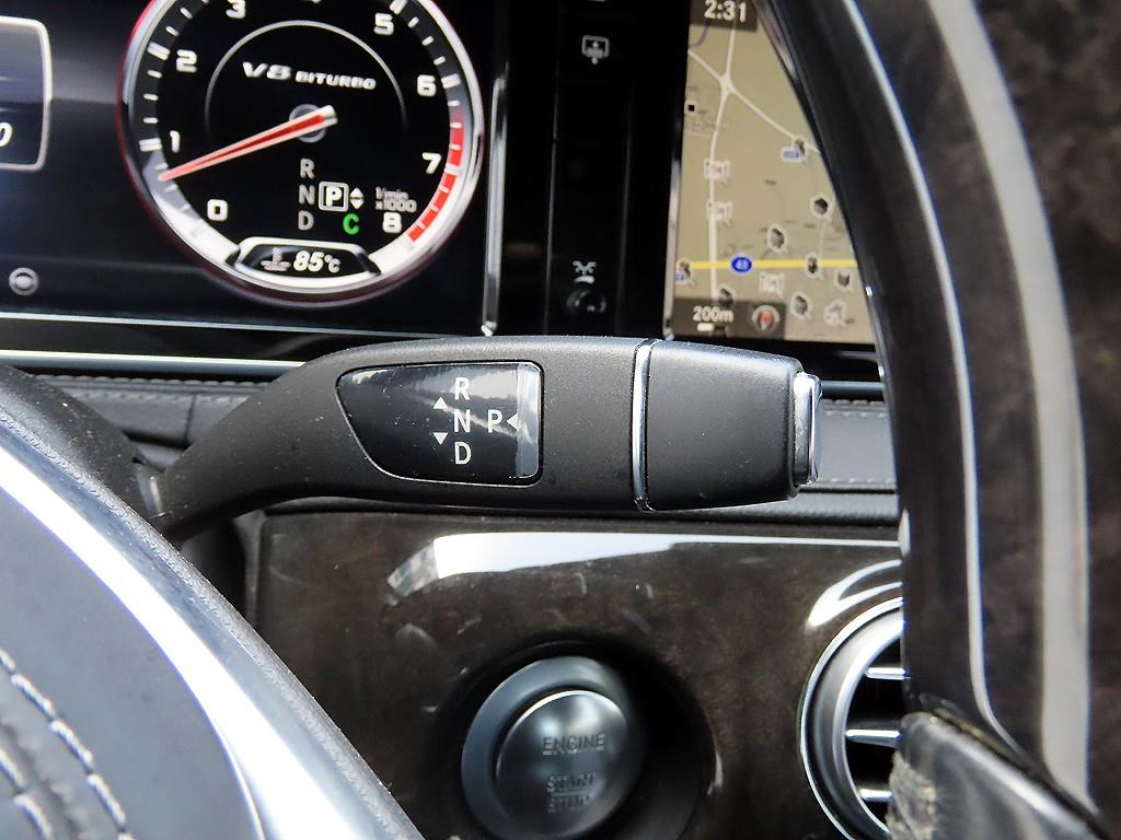 Mercedes Benz S Class - Vista 10