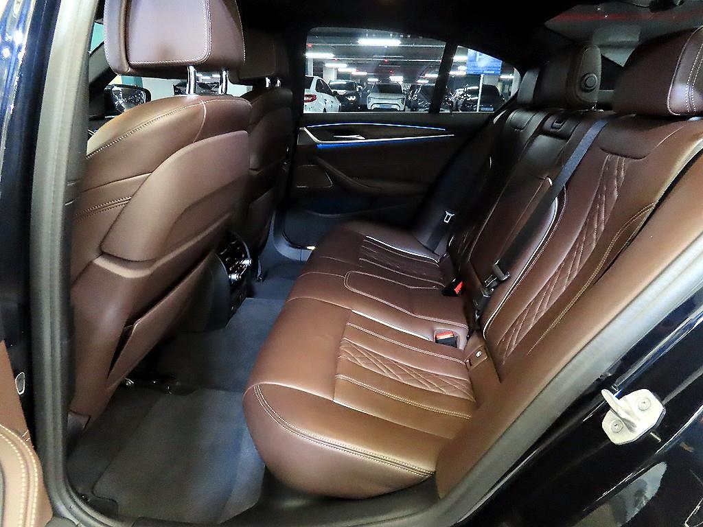 BMW 5 Series - Vista 7