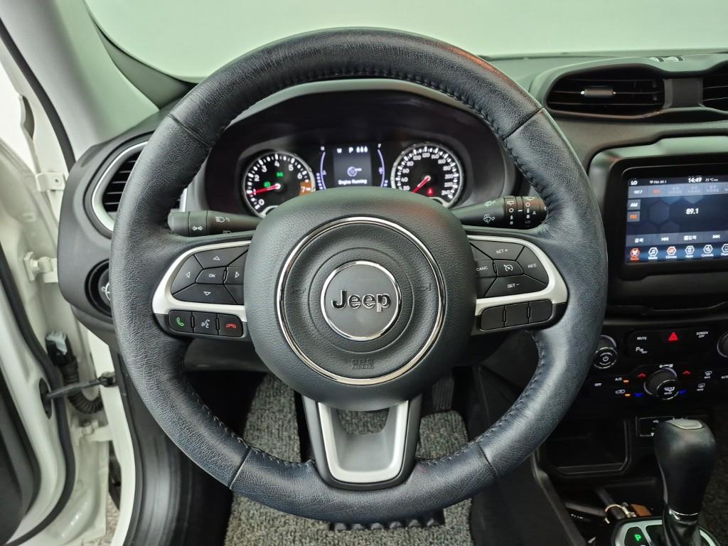 Jeep Renegade - Vista 9