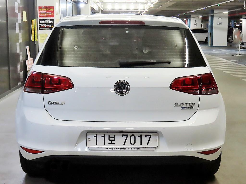 Volkswagen Golf - Vista 5