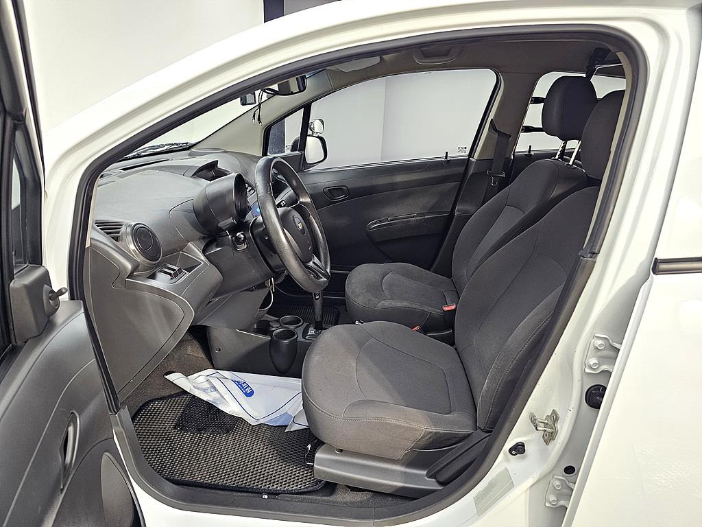 Chevrolet Spark - Vista 8