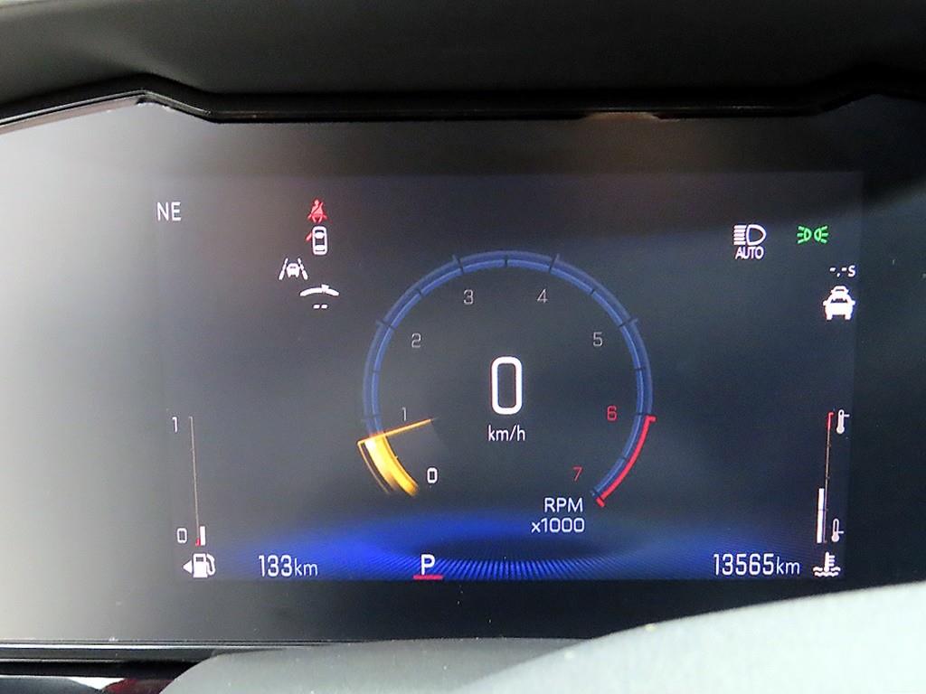 Chevrolet Trax - Vista 8