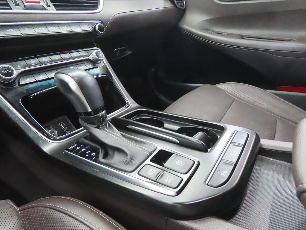 HYUNDAI Grandeur - Vista 10
