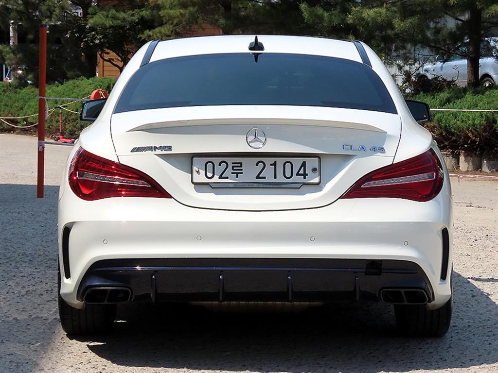Mercedes Benz CLA Class - Vista 4