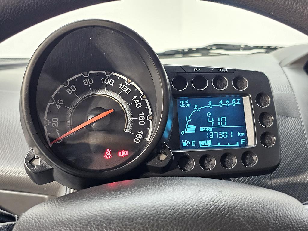Chevrolet Spark - Vista 7