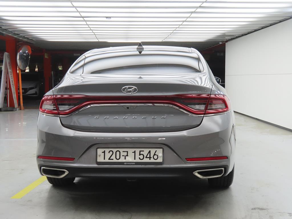 HYUNDAI Grandeur - Vista 3